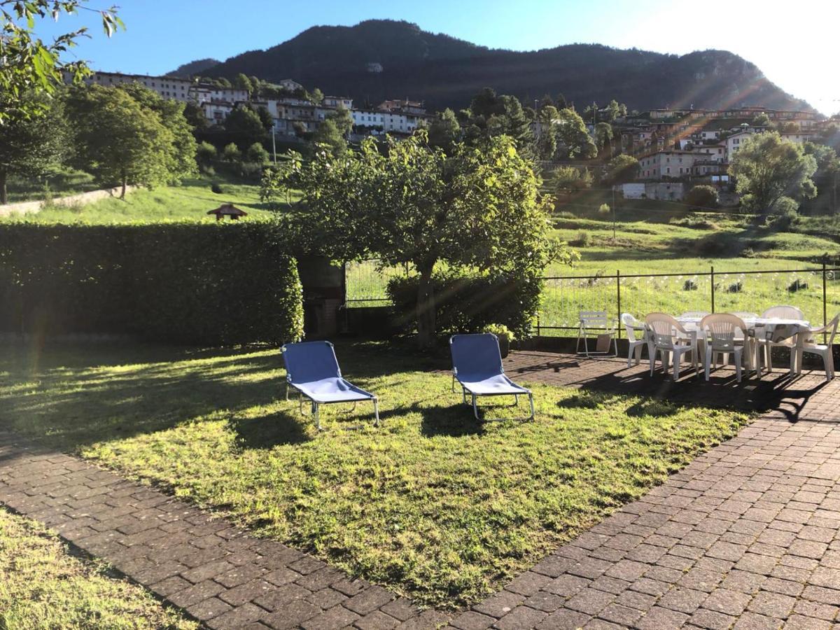 Casa Luisa Lägenhet Tremosine Exteriör bild